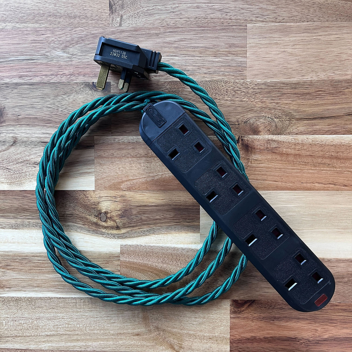 Green Braided Fabric Decorative Extension Lead - Black 4 Gang Trailing Socket